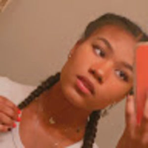 Meet your Posher, Seyanna